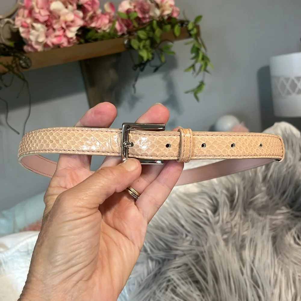 Amanda Smith Beige Textured Belt